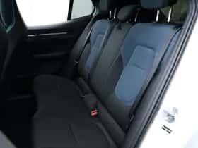 Volvo EX30 (2024) thumbnail 16