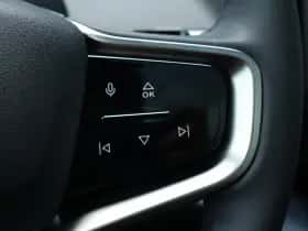 Volvo EX30 (2024) thumbnail 18