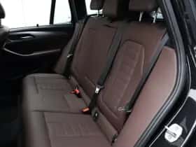 BMW X3 (2017) thumbnail 16