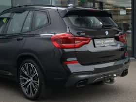 BMW X3 (2017) thumbnail 54