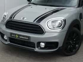MINI Countryman (2017) thumbnail 3
