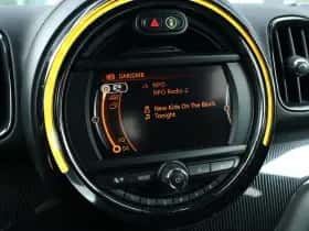 MINI Countryman (2017) thumbnail 24