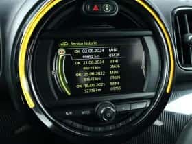 MINI Countryman (2017) thumbnail 25