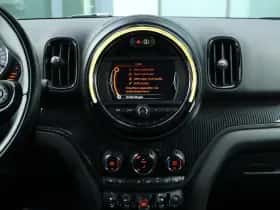 MINI Countryman (2017) thumbnail 31