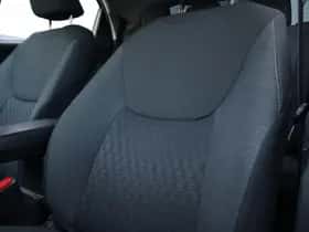 Toyota Yaris (2023) thumbnail 15