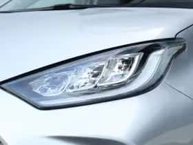 Toyota Yaris (2023) thumbnail 4