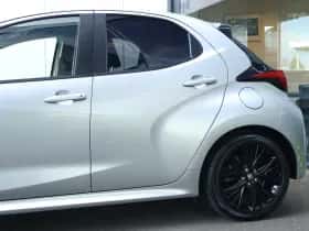 Toyota Yaris (2023) thumbnail 6