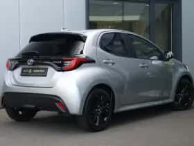 Toyota Yaris (2023) thumbnail 8