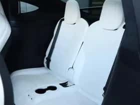 Tesla Model X (2022) thumbnail 21