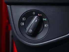 Volkswagen Polo (2018) thumbnail 38