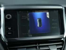 Peugeot 208 (2014) thumbnail 21