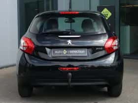 Peugeot 208 (2014) thumbnail 9