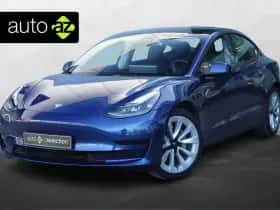 Tesla Model 3 (2022) thumbnail 1