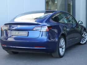 Tesla Model 3 (2022) thumbnail 2