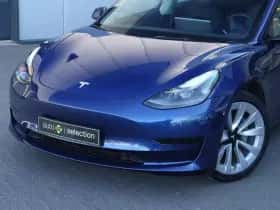 Tesla Model 3 (2022) thumbnail 3