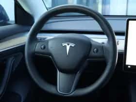 Tesla Model 3 (2022) thumbnail 28