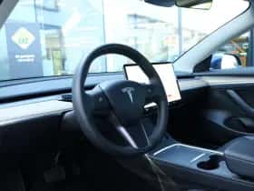 Tesla Model 3 (2022) thumbnail 33
