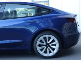 Tesla Model 3 (2022) thumbnail 5