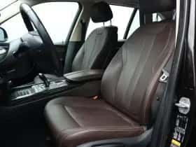 BMW X5 (2018) thumbnail 11