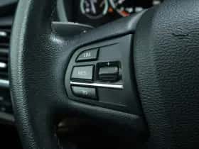 BMW X5 (2018) thumbnail 17