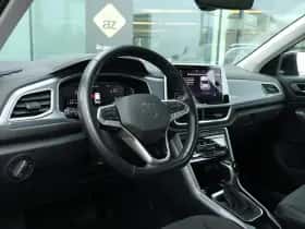 Volkswagen T-Roc (2022) thumbnail 14