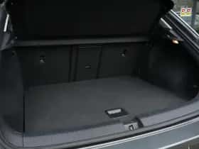 Volkswagen T-Roc (2022) thumbnail 36