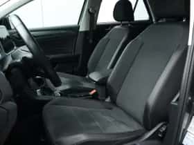 Volkswagen T-Roc (2022) thumbnail 10