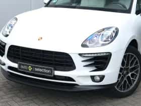 Porsche Macan (2017) thumbnail 3