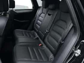 Porsche Macan (2020) thumbnail 15