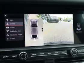 Porsche Macan (2020) thumbnail 29