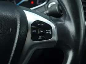 Ford EcoSport (2016) thumbnail 27