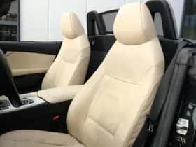 BMW Z4 (2011) thumbnail 15