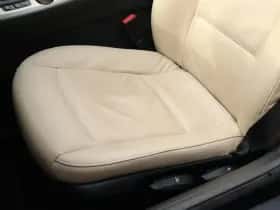 BMW Z4 (2011) thumbnail 16