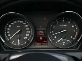 BMW Z4 (2011) thumbnail 18