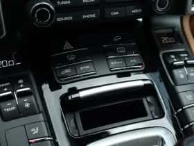 Porsche Cayenne (2017) thumbnail 38