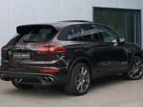 Porsche Cayenne (2017) thumbnail 8