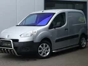 Peugeot Partner (2014) thumbnail 3