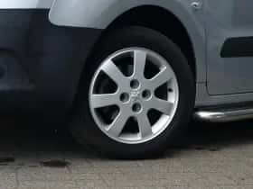 Peugeot Partner (2014) thumbnail 6