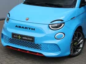 Fiat 500C (2024) thumbnail 3