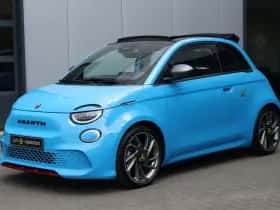 Fiat 500C (2024) thumbnail 4