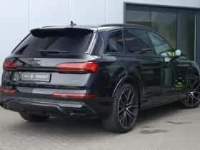 Audi Q7 (2023) thumbnail 4