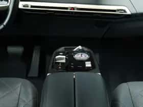 BMW iX (2021) thumbnail 14