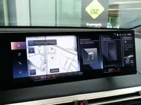BMW iX (2021) thumbnail 18