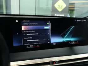 BMW iX (2021) thumbnail 25