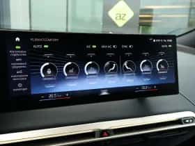 BMW iX (2021) thumbnail 29