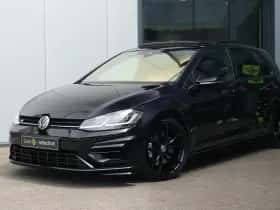 Volkswagen Golf (2019) thumbnail 3