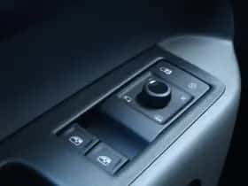 Volkswagen ID. Buzz (2025) thumbnail 22