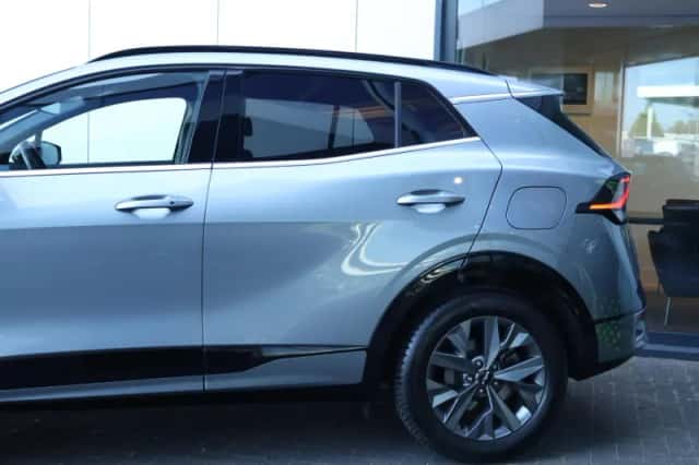 Kia Sportage (2025) thumbnail 5