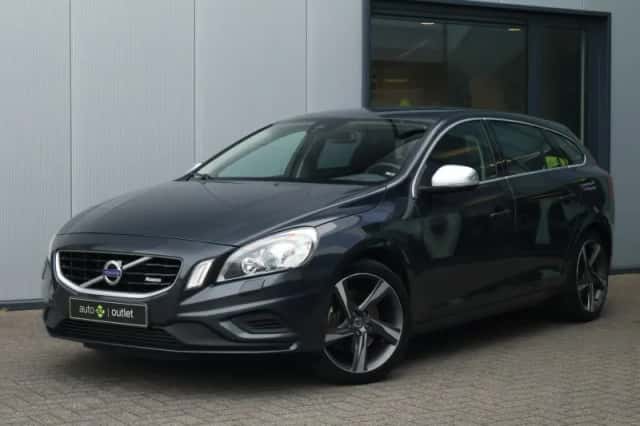 Volvo V60 (2013) thumbnail 5