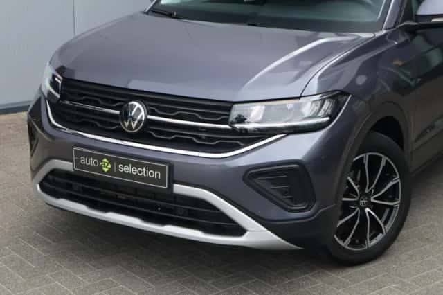 Volkswagen T-Cross (2024) thumbnail 3
